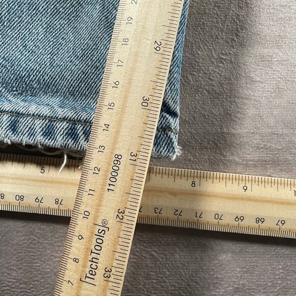 Carhartt Logo Patch Relaxed Fit Light Wash Denim Jeans - Picture 5 of 9